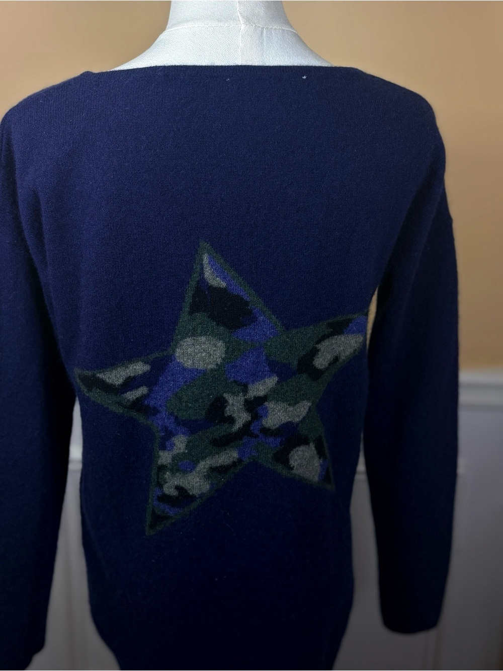 ⭐ The Cashmere Project 100% Cashmere Navy Camo Star Sweater Size S